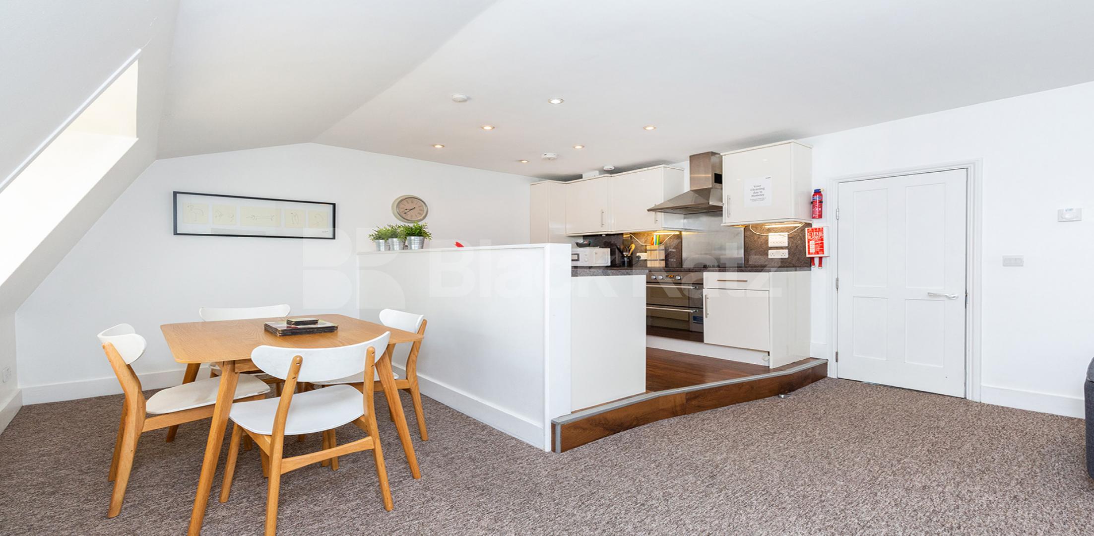 			NEW INSTRUCTION!, 2 Bedroom, 1 bath, 1 reception Flat			 Gower Street, BLOOMSBURY